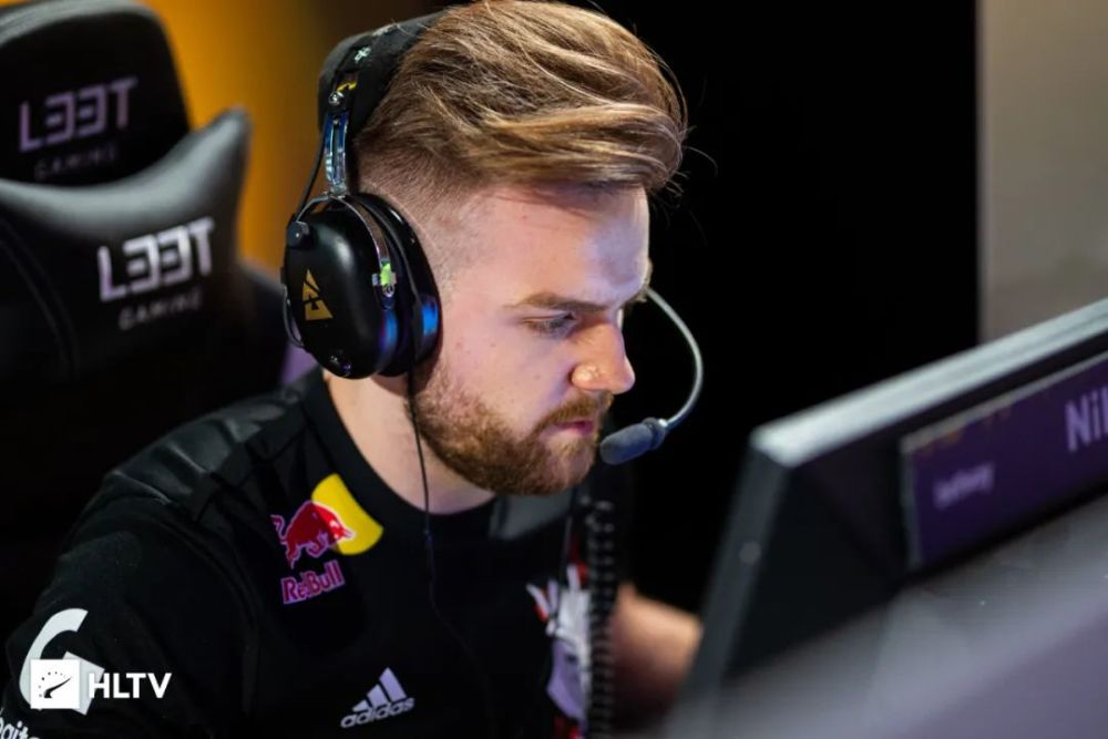 广州TTG送上新年祝福：新年夜来了，好运来了！T Zai和所有的小伙伴们新年夜快乐