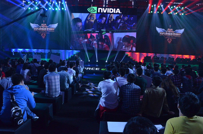 青花瓷海外拜年礼：海内存知己，天涯若比邻