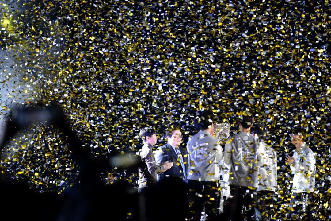 LPL今日首发名单：三场焦点对决奉上